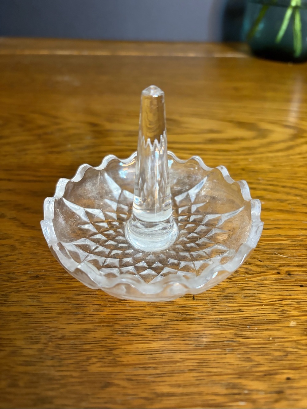 VINTAGE* Antique Yugoslavia 24% Lead Crystal Ring Holder Trinket Dish